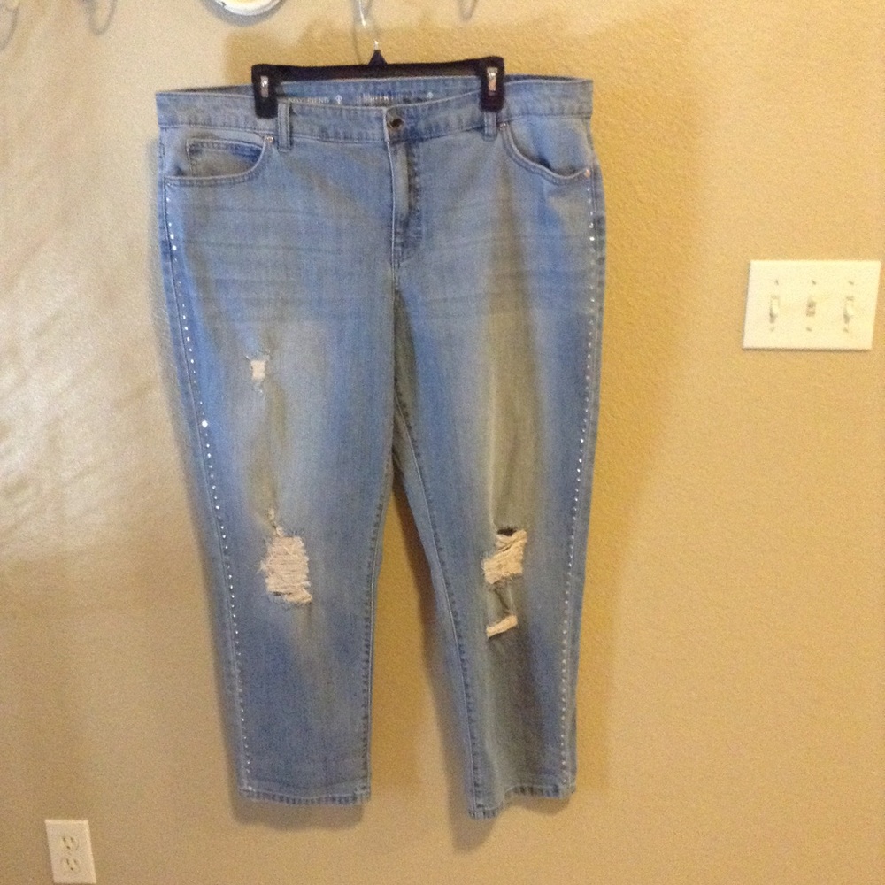 Jennifer Lopez Light Blue Boyfriend Jeans